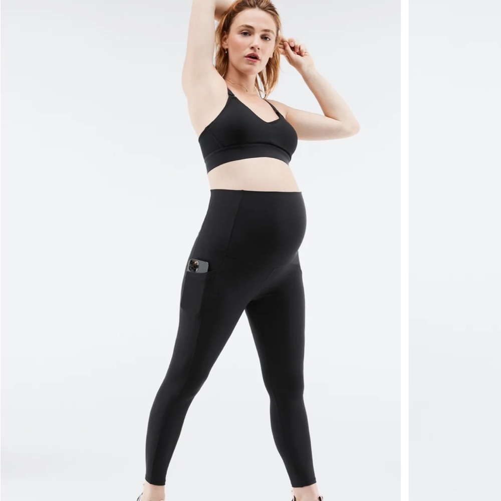 NWOT PureLuxe High-Waisted Maternity 7/8 Legging, size medium (M)